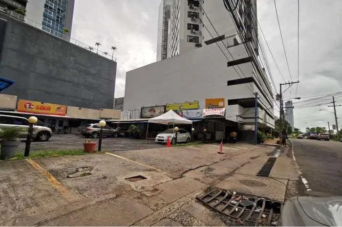 Venta de terreno para camiones de comidas u otros — 5
