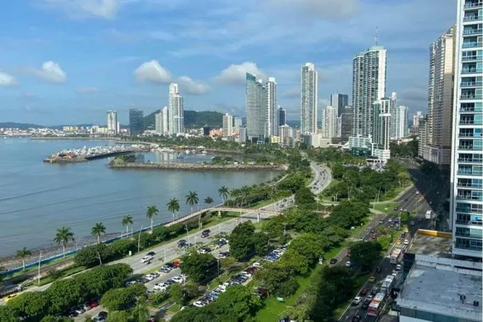Venta de apartamento en los delfines, avenida balboa — 4
