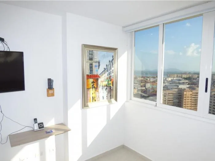 La mejor unidad en avenida balboa con vista al mar - bay view — 2