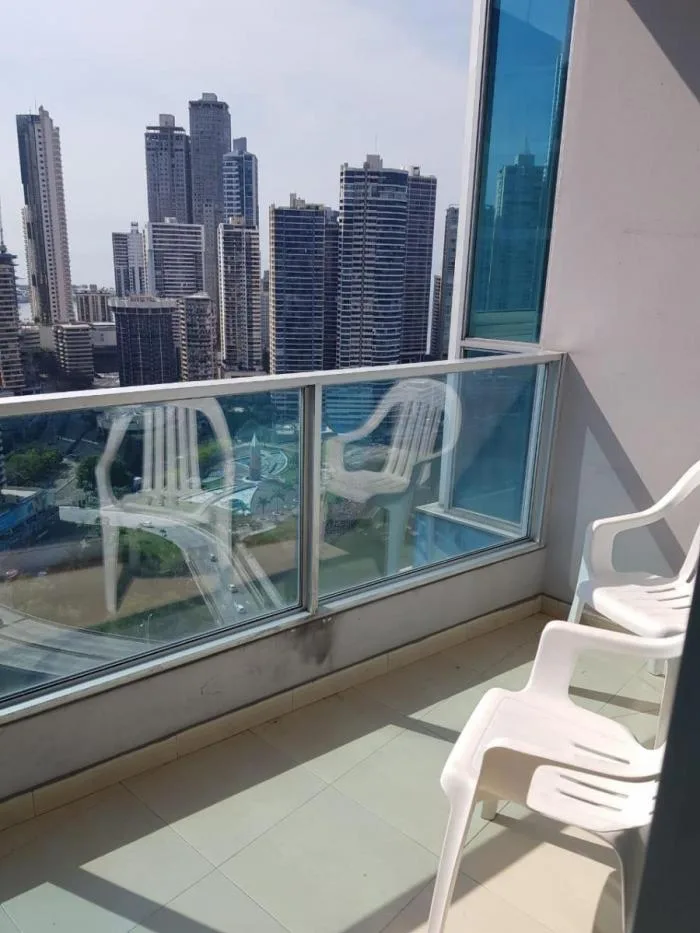 Alquiler: apartamento amoblado en grand bay tower, avenida ballboa — 5