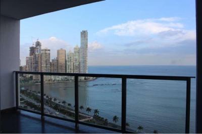 Se vende apartamento en yoo panama modelo jprecio: 450,000metraje:167m2excelente apartamento en un e