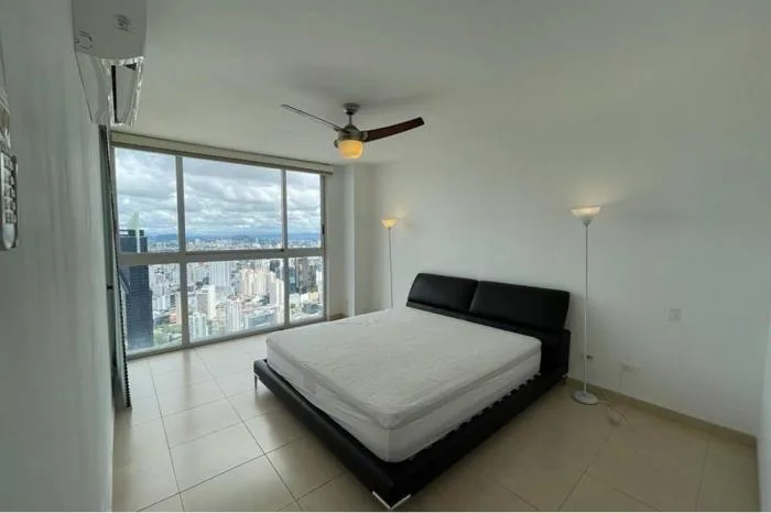 Venta apartamento en ph waters on the bay, avenida balboa. — 4