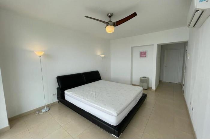 Alquiler de apartamento en avenida balboa, ph waters on the bay.