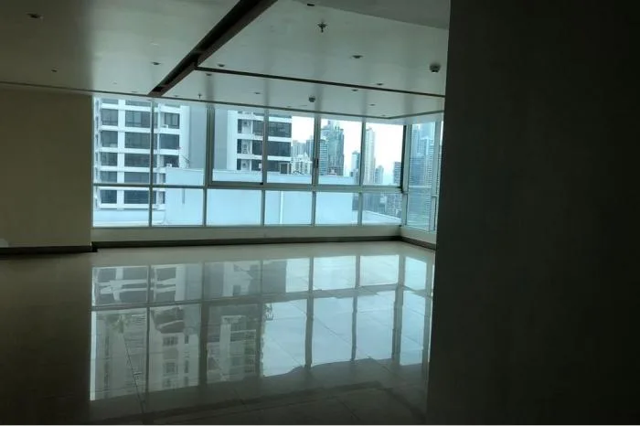 Se alquila apartamento en ph villa del mar, avenida balboa — 5