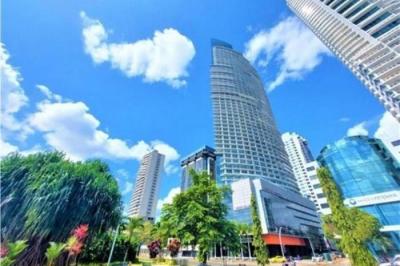 Super luxurious apartment with 180m2, 3 bedrooms, 2 bathrooms, 2 balconies, 1 parking. fully furnish