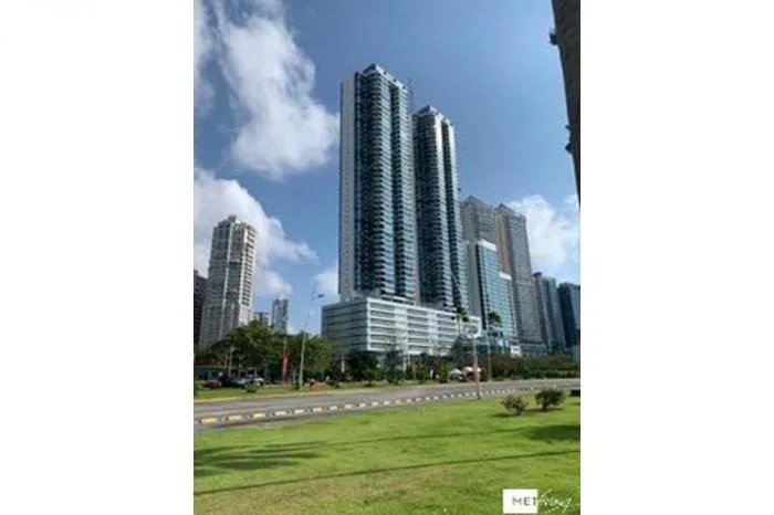 Se vende apartamento en avenida balboa — 2
