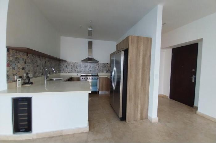 Apartment in sky avenue balboa for sale