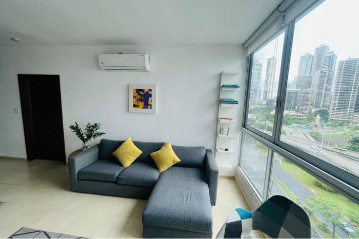 Apartamento en venta en grand bay tower de 2 recamaras
