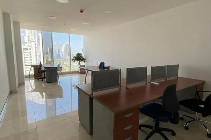 Alquiler de oficina en balboa office center 50 metros — 5