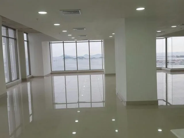 Asombrosa oficina de lujo con visa panorÃ¡mica en av. balboa — 4
