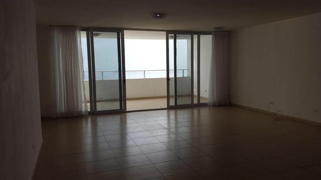 Alquiler apartamento en av. balboa