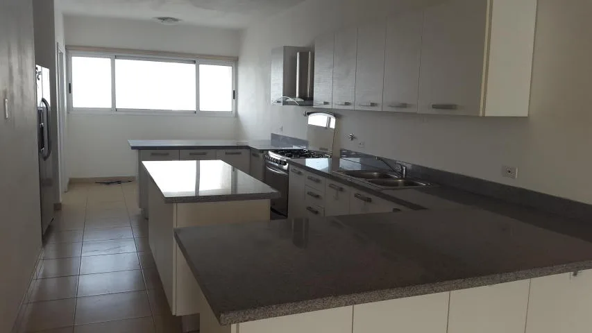 Alquilo apartamento amoblado, bien ubicado. lch — 4
