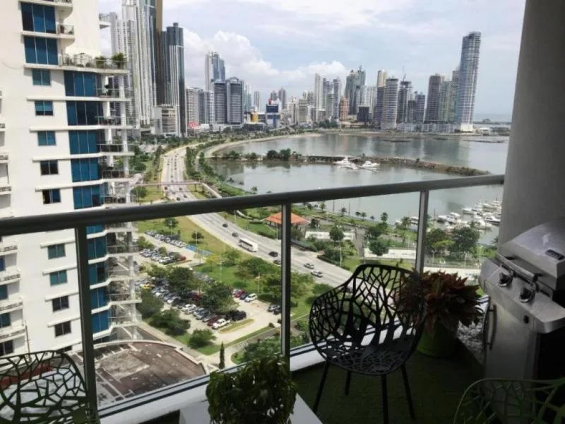 Venta apartamento amoblado en av. balboa — 3
