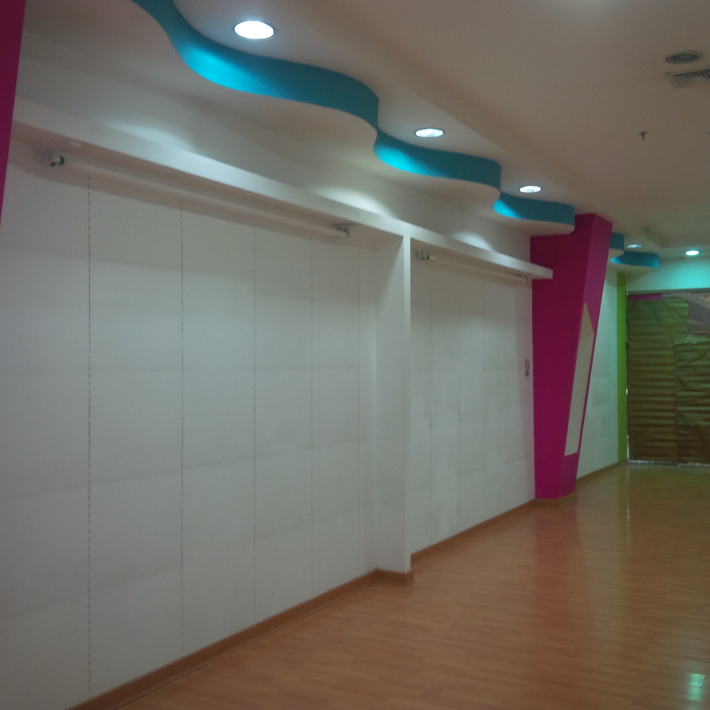Multi-center local rent
