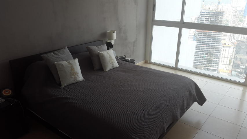 Wonderful and spacious furnished apartment in av. balboa