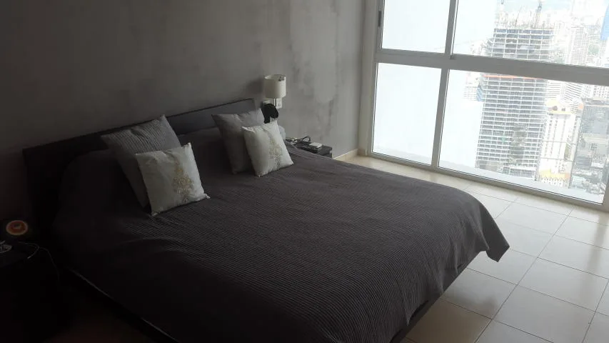 Maravilloso y amplio apartamento amoblado en av. balboa — 3