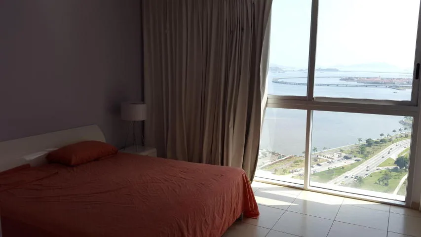 Hermoso apartamento amoblado bella vista al mar av. balboa — 5