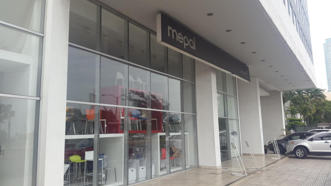 commercial space for rent 225 m2 av. balboa