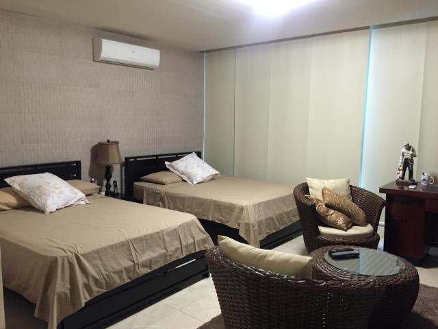 Hermoso apartamento amoblado con vista al mar en av. balboa