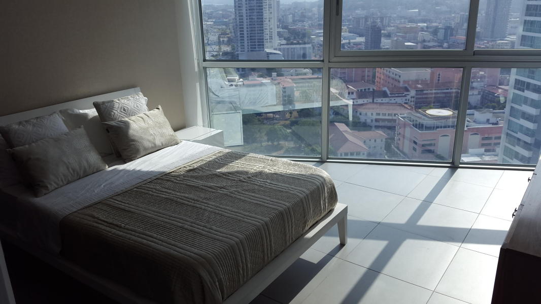 Venta de apartamento en av. balboa