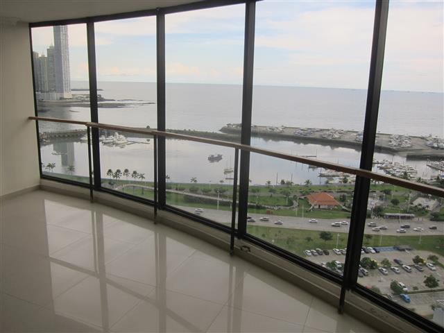 Venta de apartamento, avenida balboa