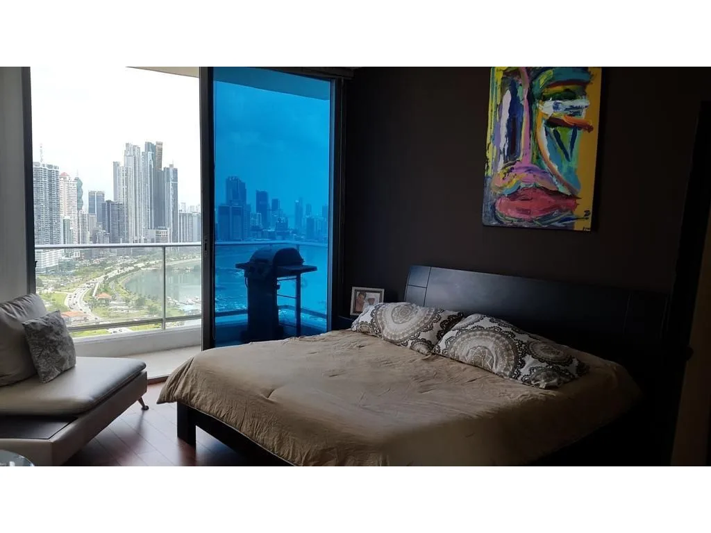 Maravilloso apartamento con hermosa vista al mar av balboa pg — 4