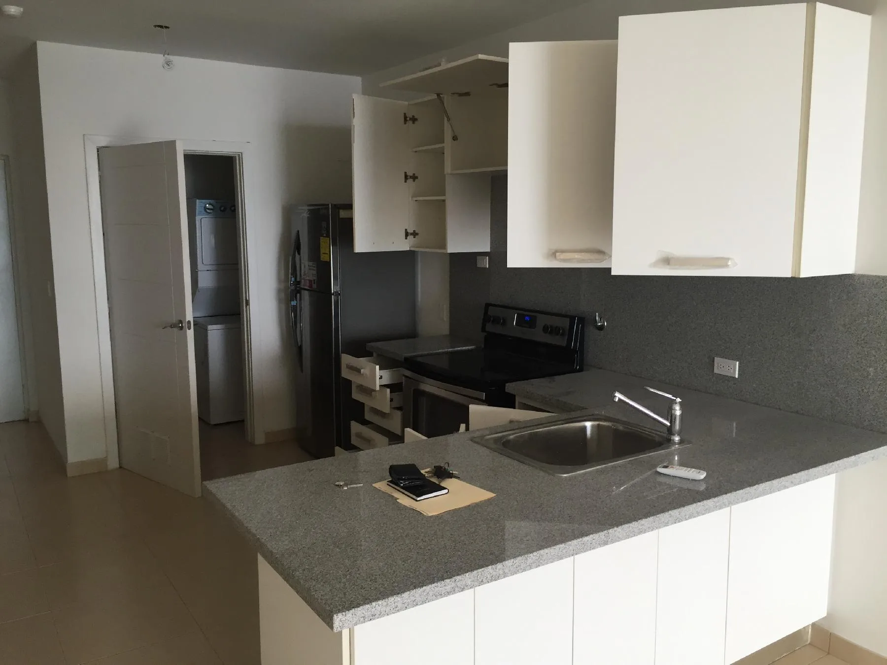 Vendo apartamento en torre white avenida balboa — 3
