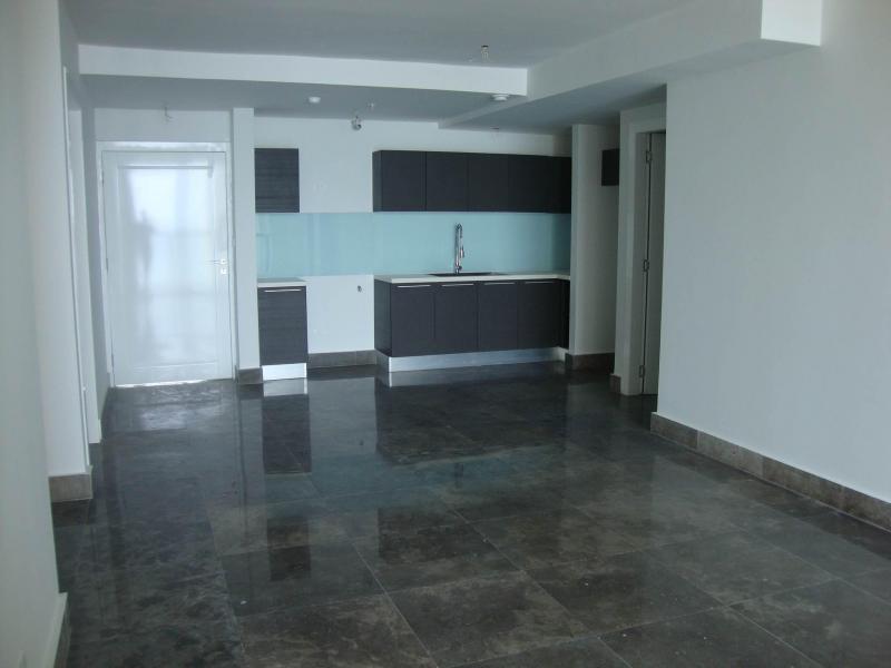 For sale beautiful and central apartment in av. balboa fa