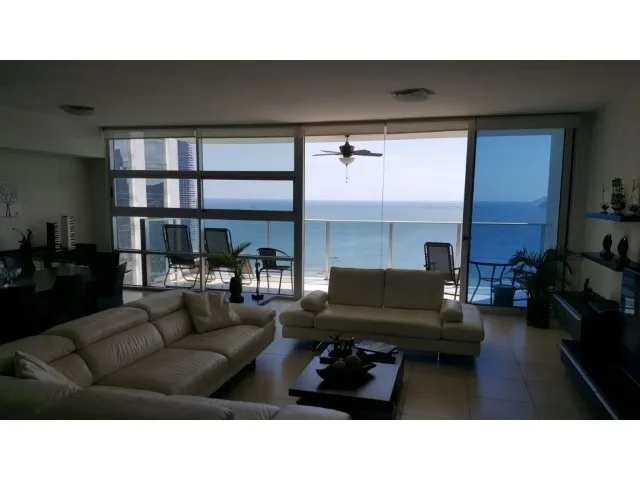 Espectacular apartamento amoblado bella decoracion en avenida balboa — 2