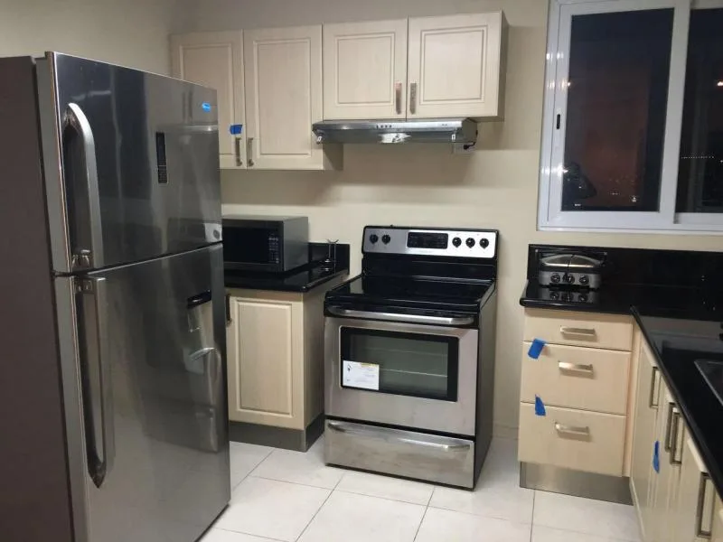 Alquilo apartamento en avenida balboa con linea blanca — 2