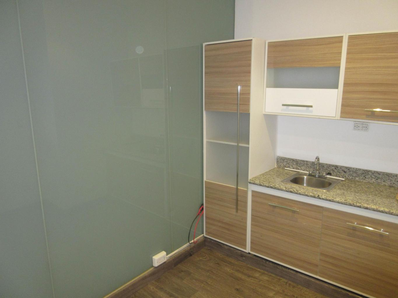 Oficina en alquiler torre bicsa / agpm 