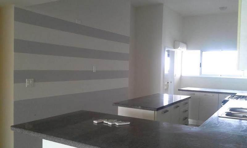 Espectacular apartamento con hermosa vista al mar en av. balboa.  lch