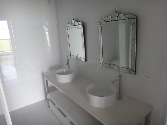 Espectacular apartamento en av. balboa.  lch