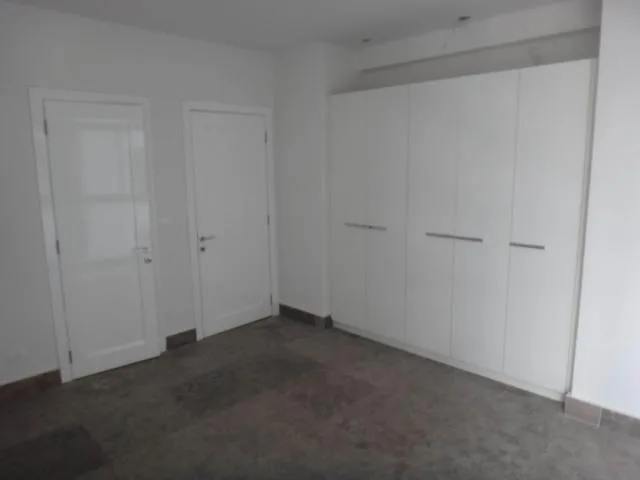 Jlmp # 16-1948 se vende bello apartamento ubicado en la exclusiva av. balboa. — 2
