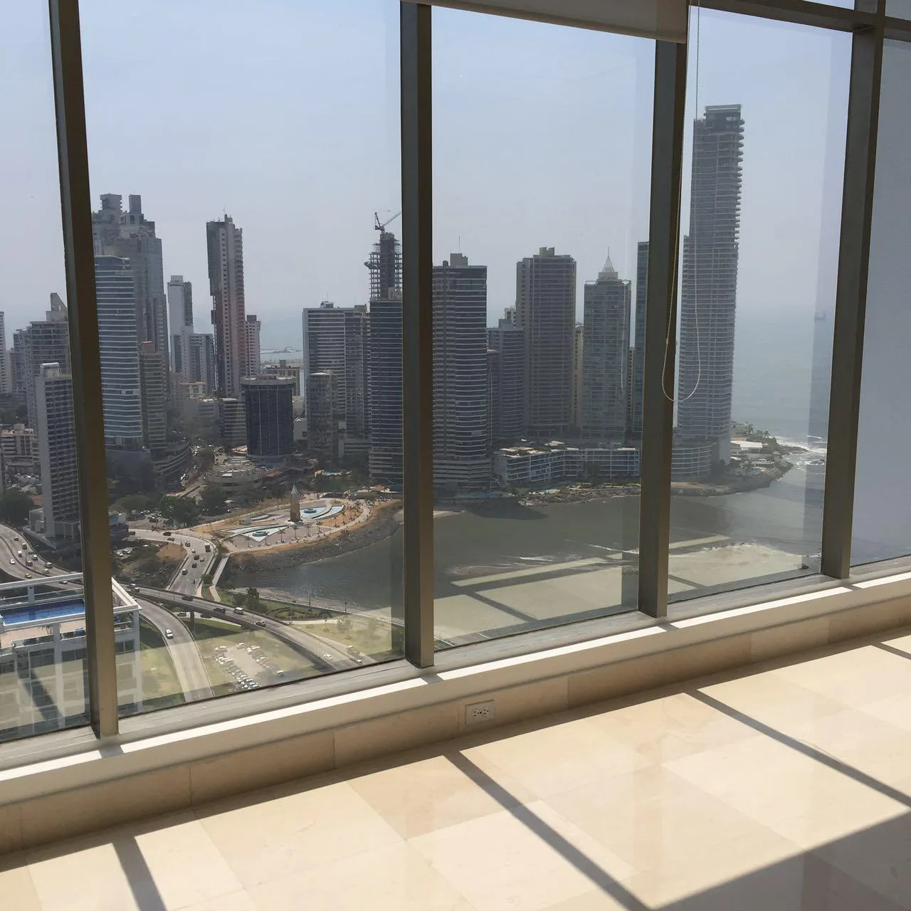 Se alquila oficina a buen precio en la avenida balboa 108 mts2   — 2