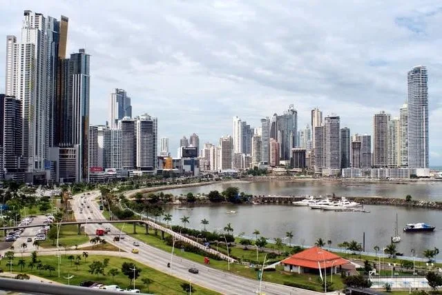 Apartamento en alquiler en la avenida balboa  — 2