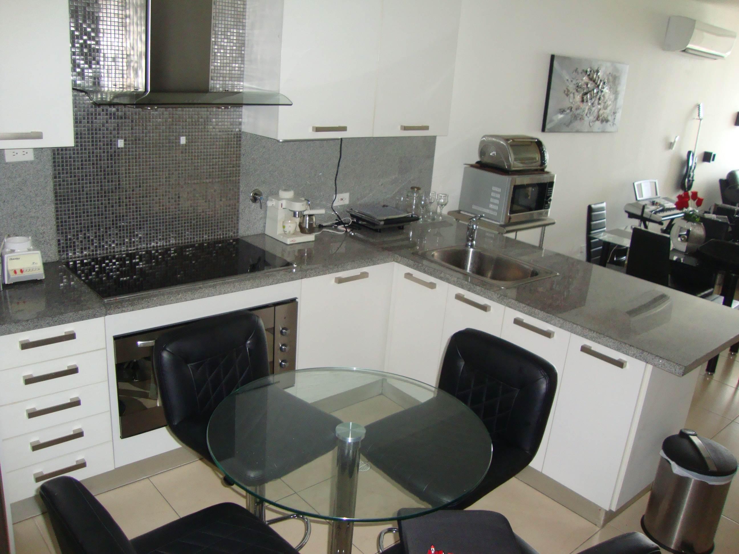 Venta de apartamento en av. balboa 
