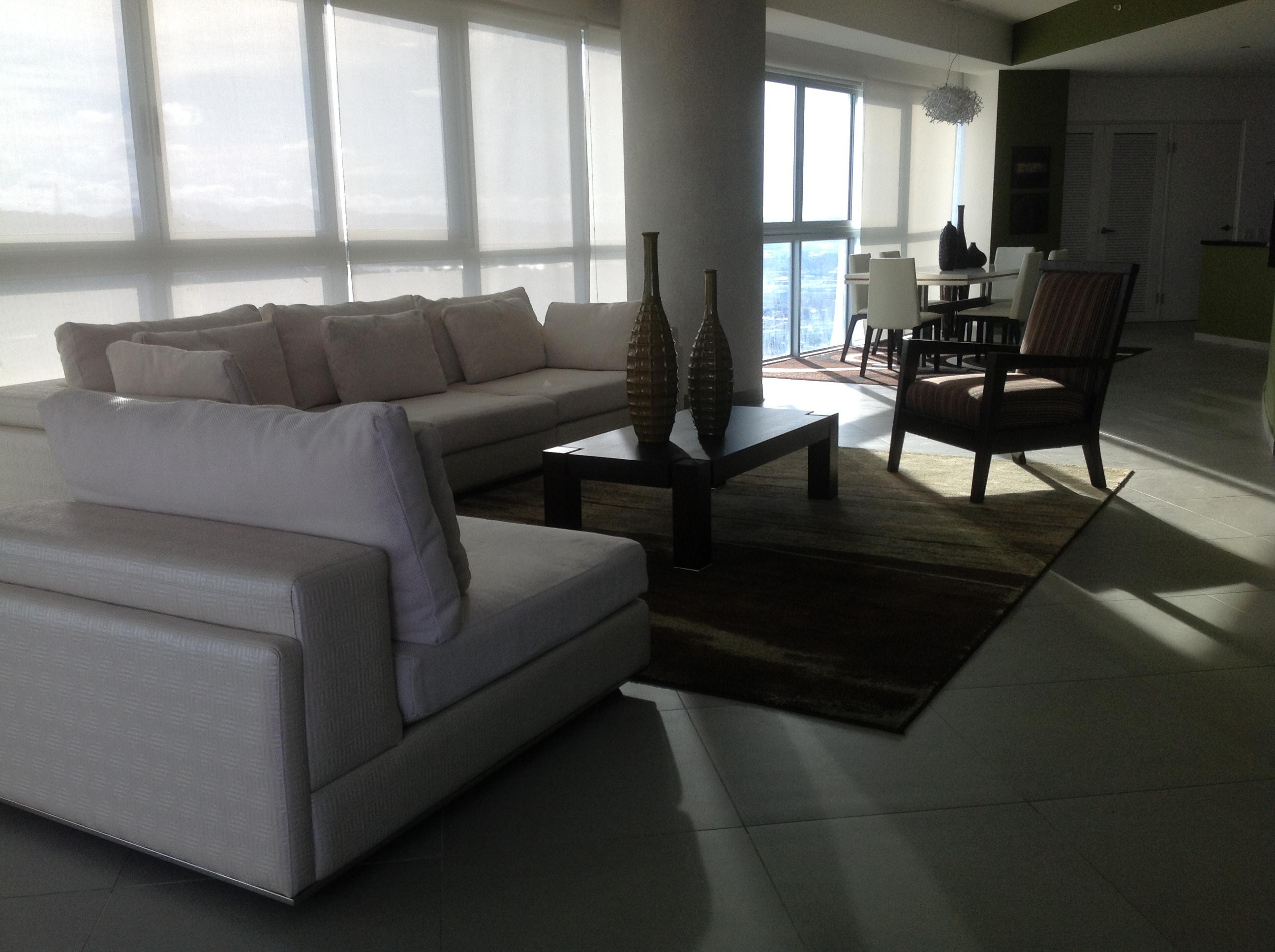 Venta de apartamento en av. balboa 