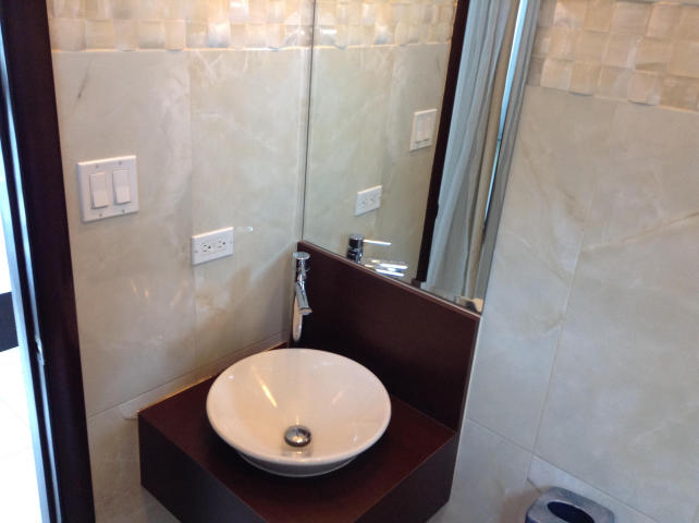 Jlmp# 16-1163 en alquiler hermoso apartamento en la av. balboa
