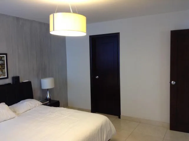 Jlmp# 16-1163 en alquiler hermoso apartamento en la av. balboa — 4
