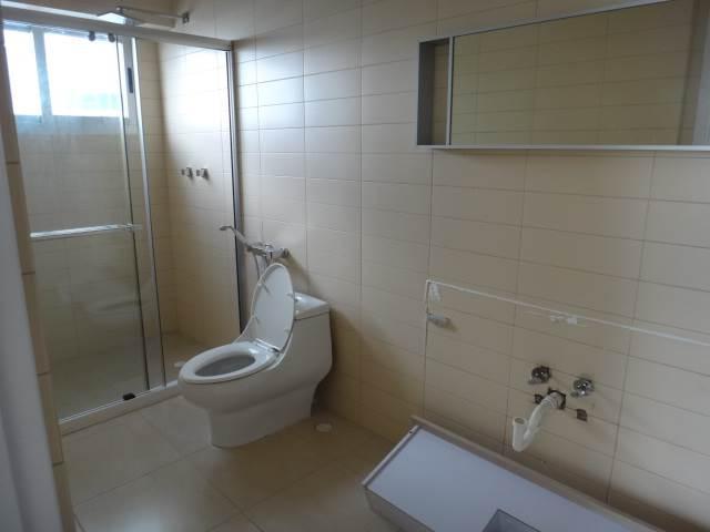 Jlmp# 14-949 se vende hermoso apartamento en la av. balboa