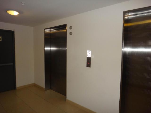 Jlmp# 14-949 se vende hermoso apartamento en la av. balboa