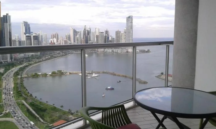 Bello apartamento en venta avenida balboa, panama, 161785 nbh — 3