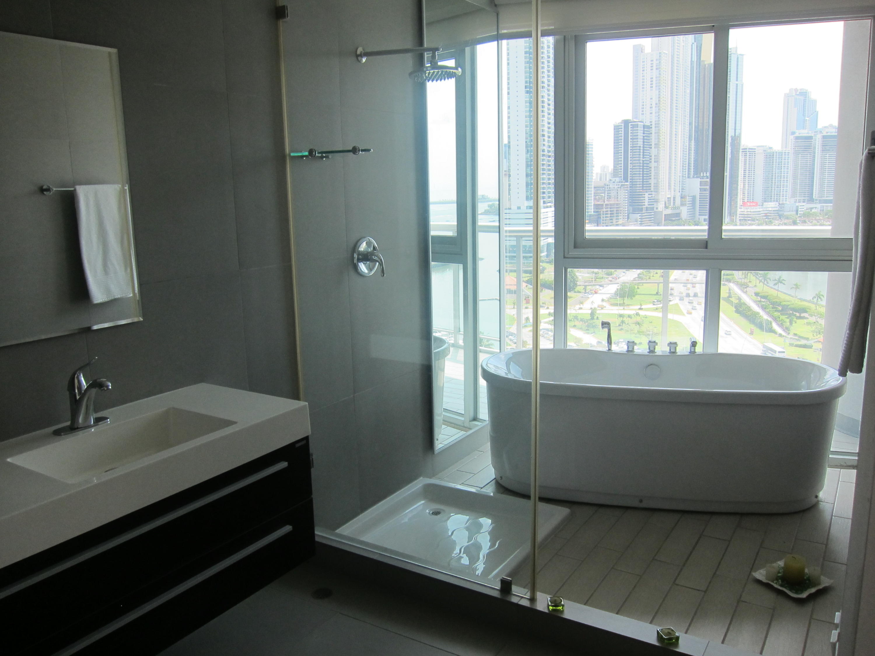 Se vende apartamento yatch club tower 2 recamaras vista al 