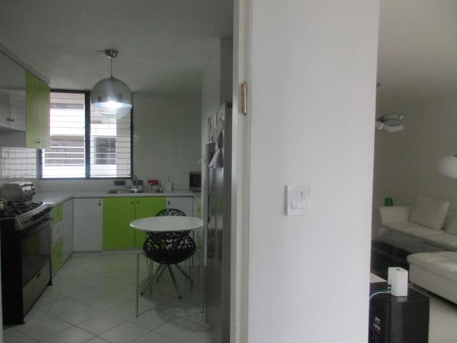 Se vende apartamento en la avenida balboa