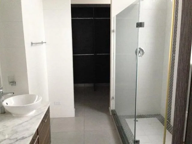 De estreno! lindo apartamento en av balboa   f.a. — 2