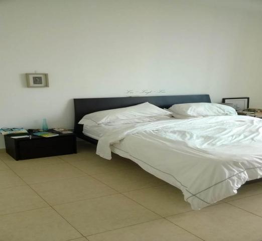 Jlmp # 16-2223 se vende bello apartamento en la av. balboa