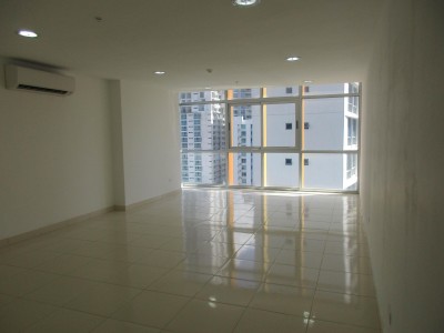 Versatile office in business tower of bella vista with imposing view of the city, remodeled and cent