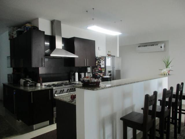 En venta precioso apartamento  en avenida balboa  f.a.