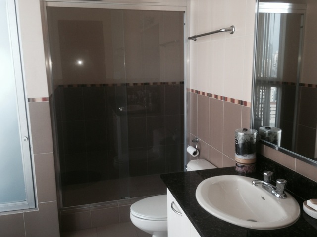 Ready to live in bayfront in av. balboa id 10189